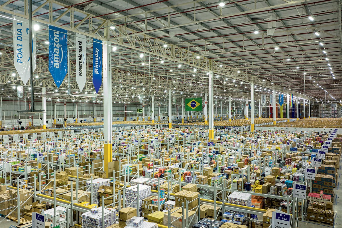 FT: Amazon aposta na economia com automação para impulsionar gastos com inteligência artificial | Empresas
