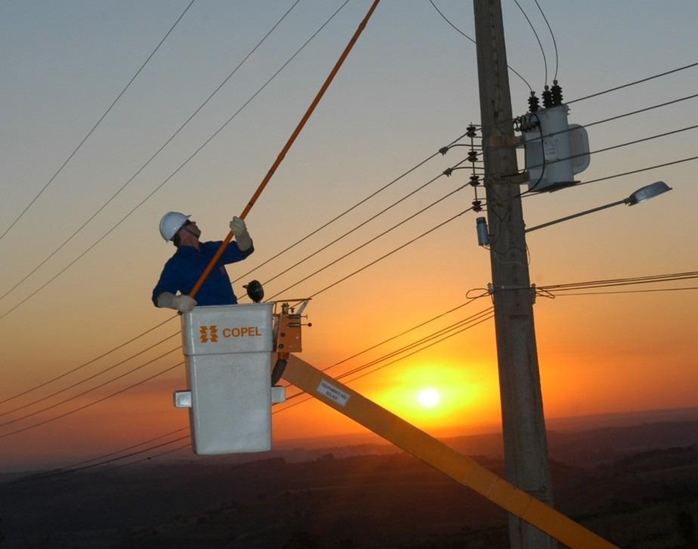Lucro da Copel cai 39% no 4º trimestre | Empresas