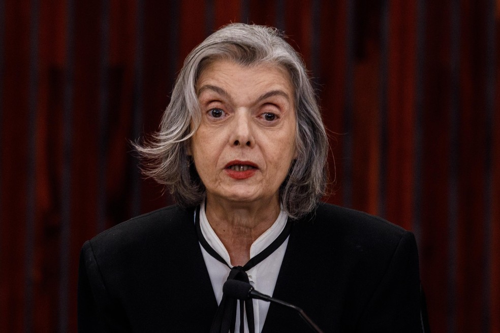 TSE já começou a adotar providências para eleições de 2026, diz Cármen Lúcia | Política