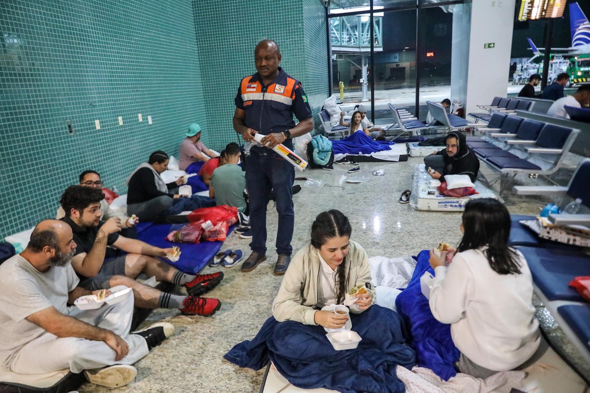 Governo confirma novo voo com deportados dos EUA e anuncia operação para apoio a brasileiros | Brasil