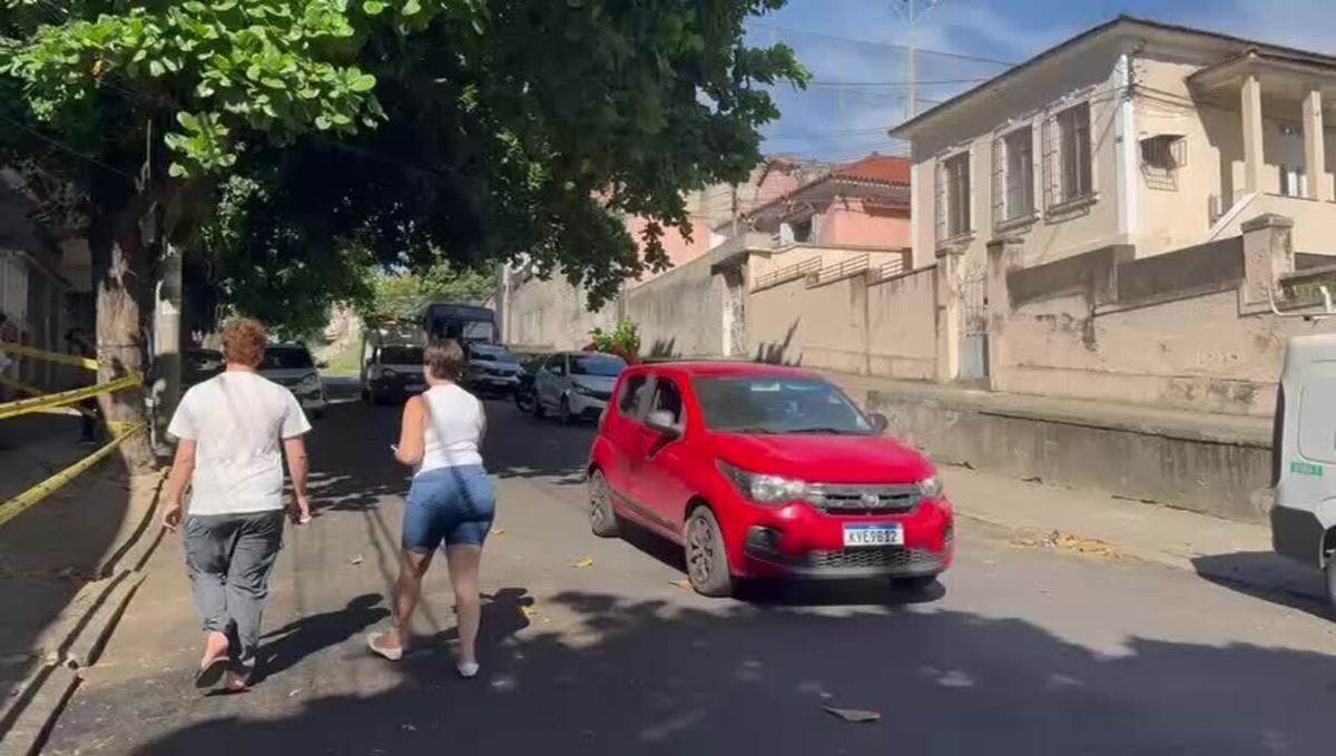 Gato de energia pode ter provocado incêndio em fábrica de fantasias no Rio | Rio de Janeiro
