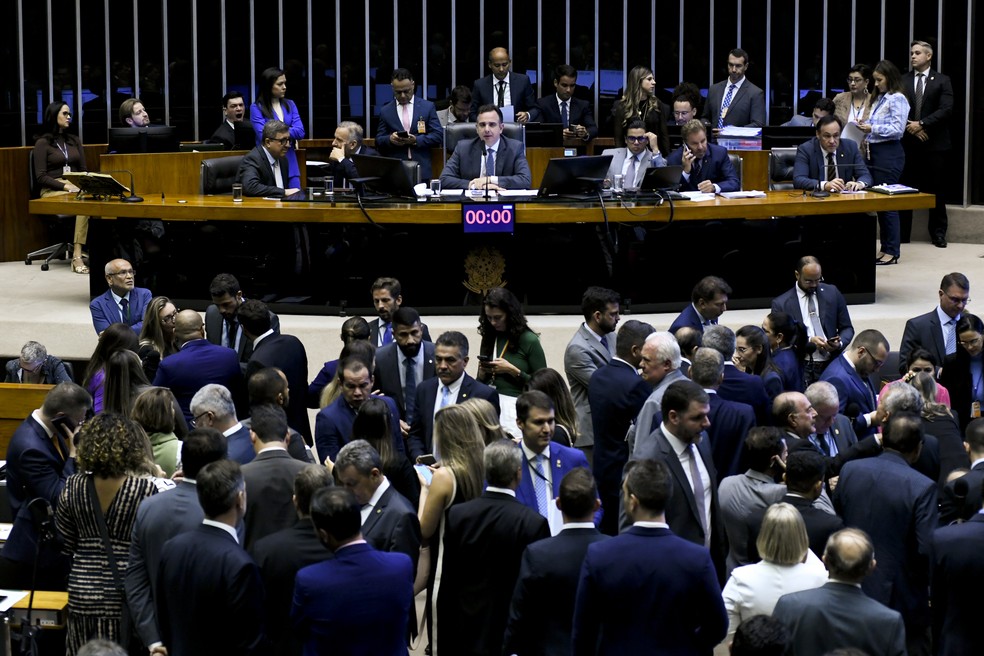 Acordo sobre emendas consolida calendário que prevê votação do Orçamento de 2025 até 18 de março | Política