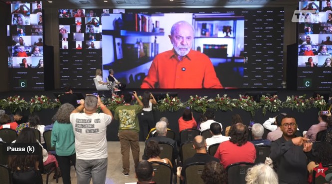 Análise: O parlamentarismo branco também contaminou o PT