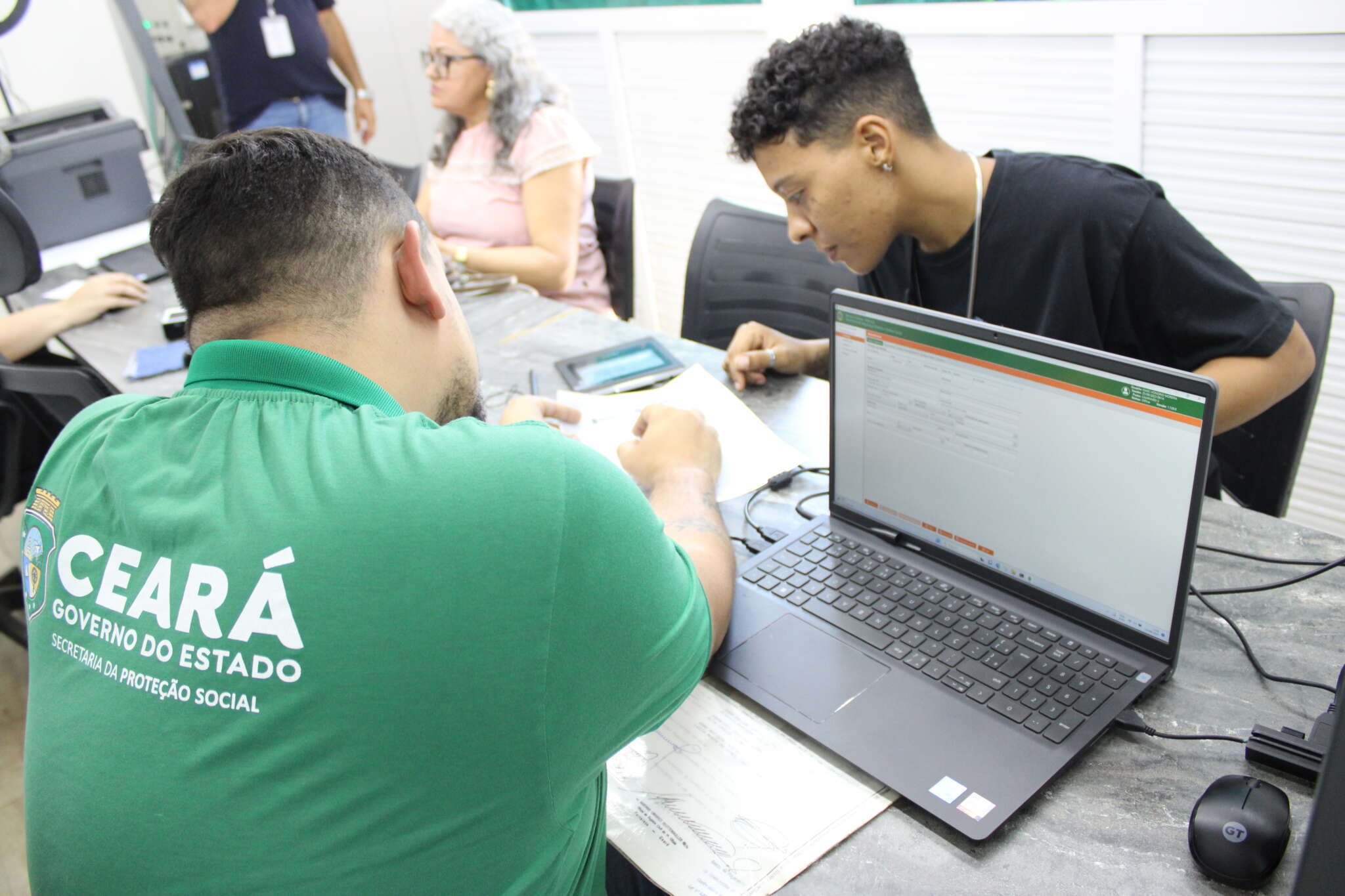 Caminhão do Cidadão inicia fevereiro com atendimentos em Madalena, Paracuru e Fortaleza
