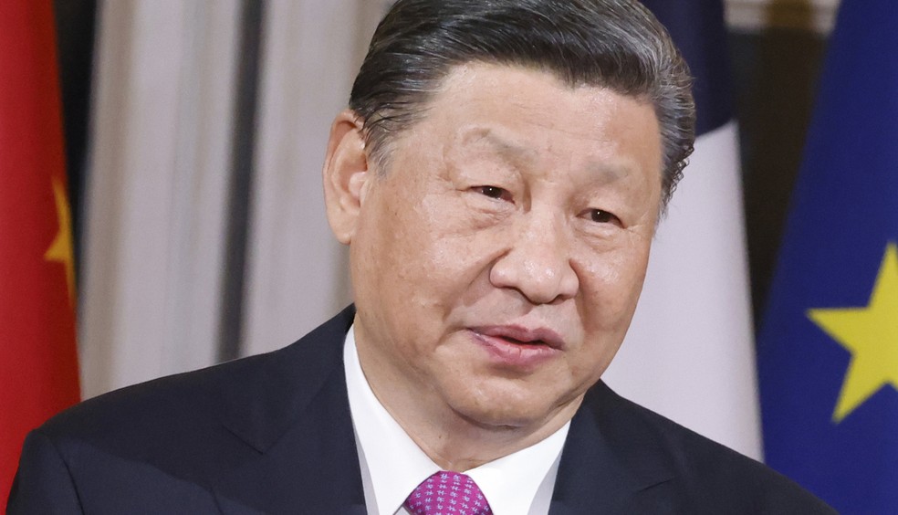 China reage a Trump e aplica tarifas de até 15% sobre produtos dos EUA | Mundo