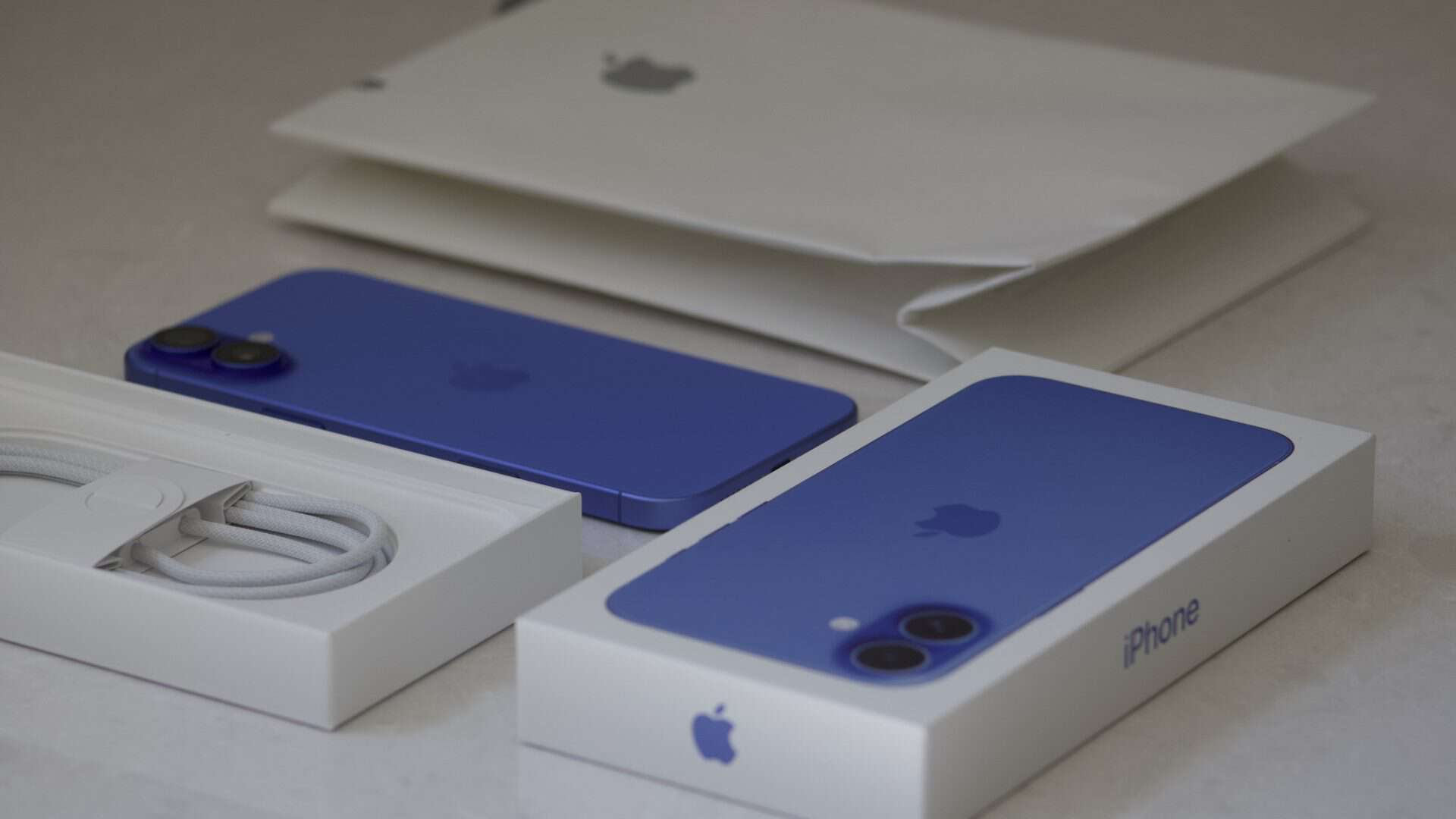 De quanto em quanto tempo as pessoas trocam de iPhone?