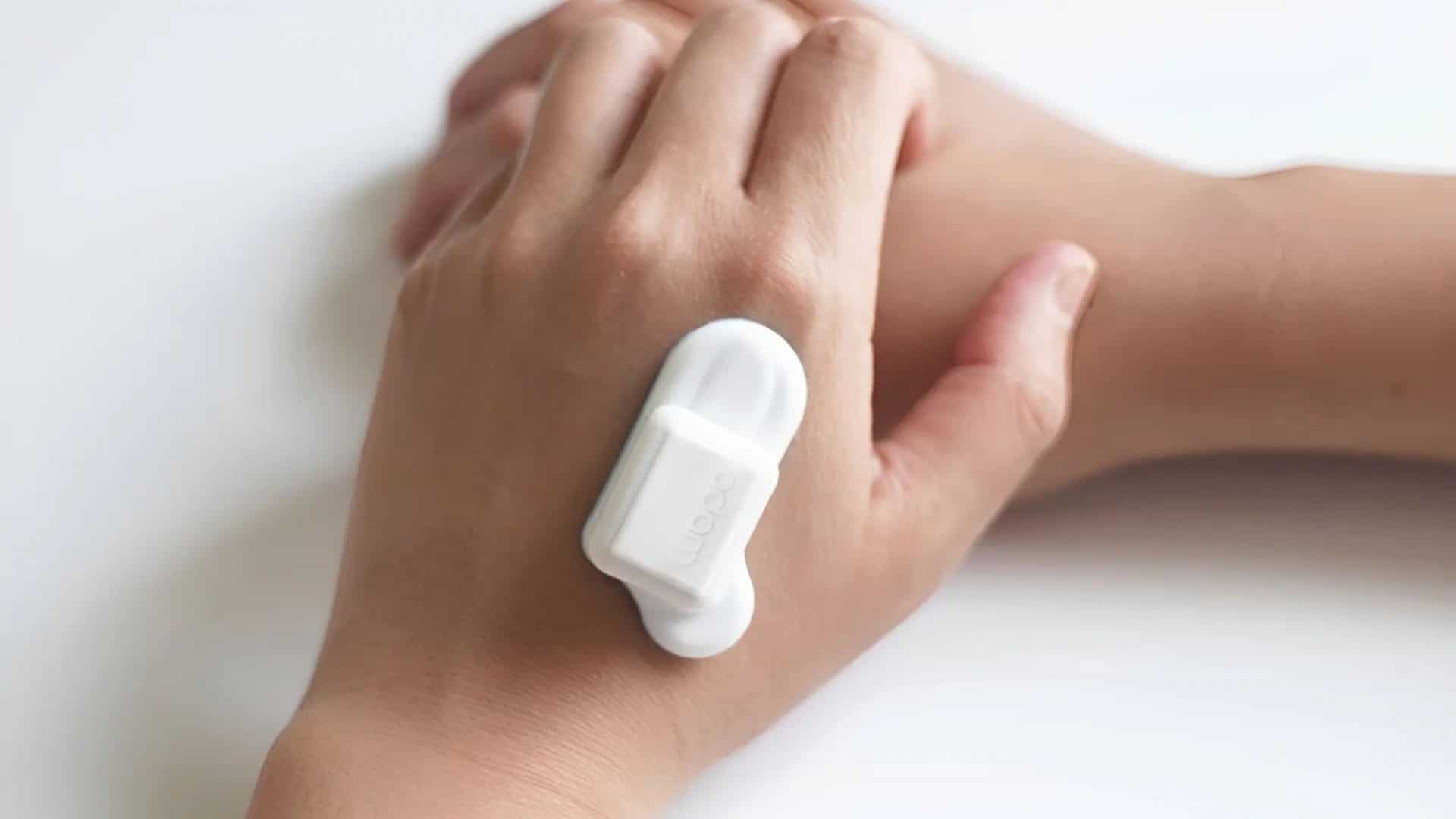 Dispositivo combate coceira noturna em pacientes com dermatite