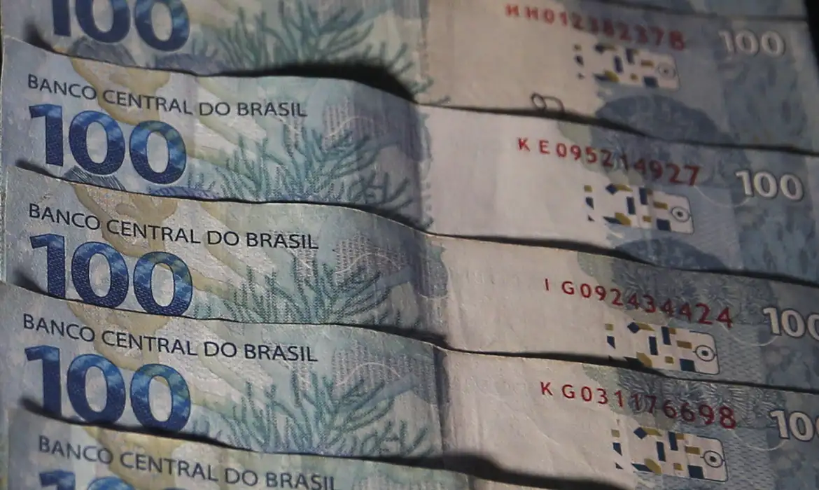 Dívida pública fecha 2024 em R$ 7,3 trilhões