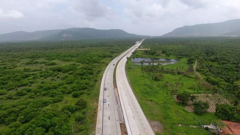 Duplicação da BR-222 do Pecém a São Luís do Curu deve ser licitada no 2º semestre de 2025 - Negócios