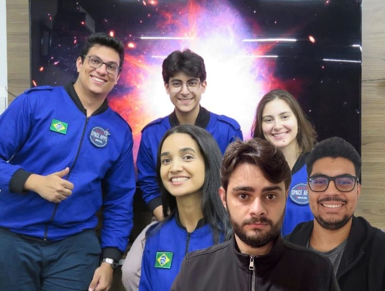 Estudantes brasileiros brilham e vencem desafio global da NASA