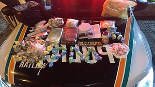 Polícia Militar apreende quase 3kg de drogas e mais de 450 comprimidos na Capital