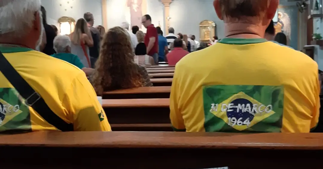 Religiosos extremistas: estranho ecumenismo político