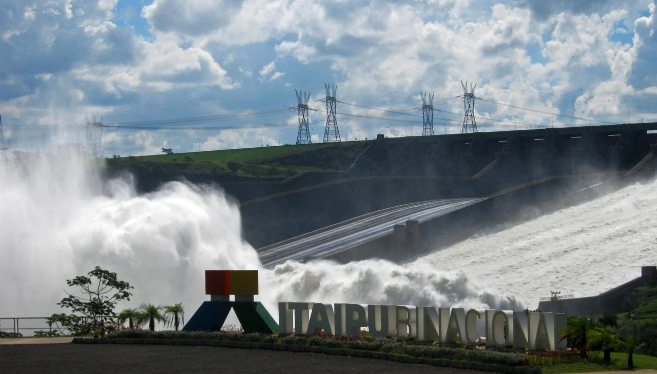 Saiba como o bônus de Itaipu derrubou a inflação de janeiro