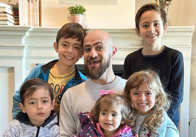 Tiba Camargos segue internado em Porto Alegre e tem estado de saúde atualizado; veja boletim - Zoeira