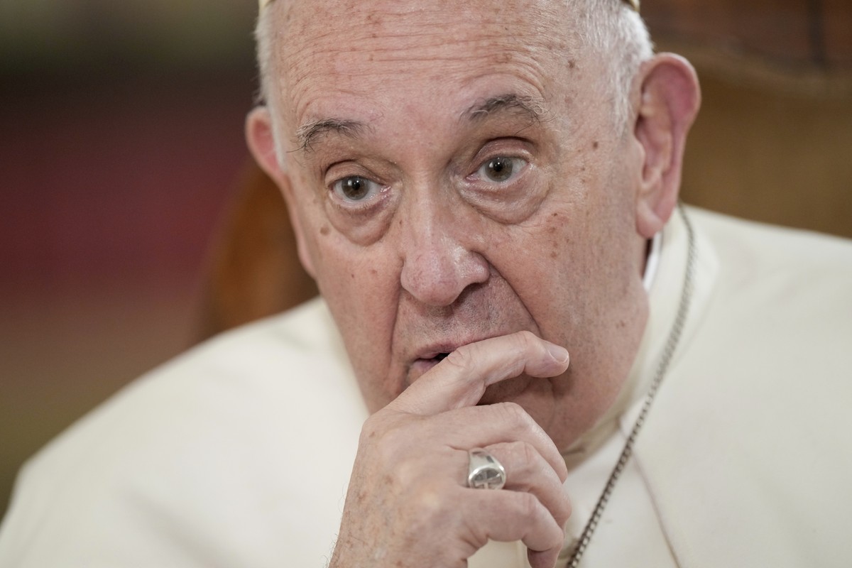 Papa Francisco passa segunda noite tranquila no hospital por infecção respiratória | Mundo