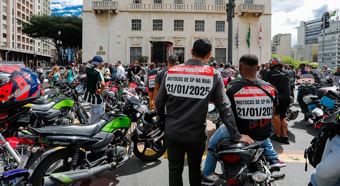 Brasil é o país com mais motoristas de Uber no mundo: 1,4 milhão de cadastrados