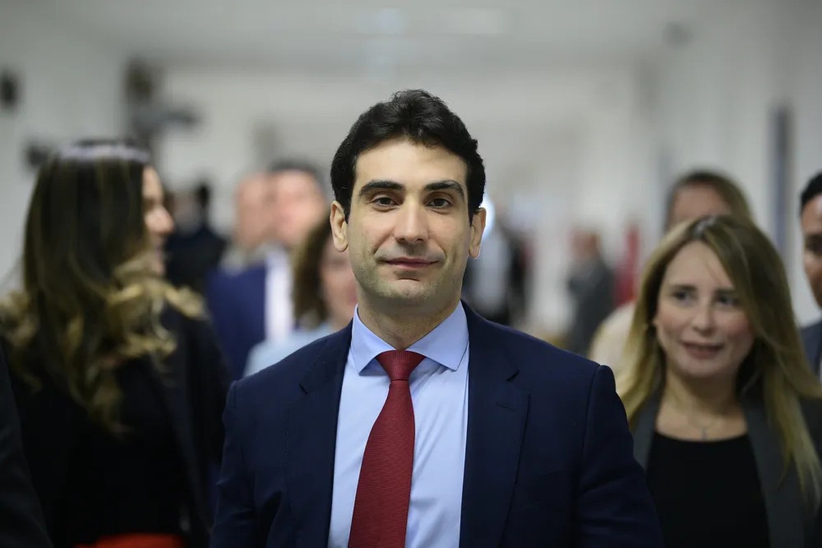 Galípolo diz que inflação vai continuar alta nos próximos meses | Economia