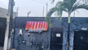Operação policial interdita casa de shows que teria ligação com organização criminosa em Fortaleza