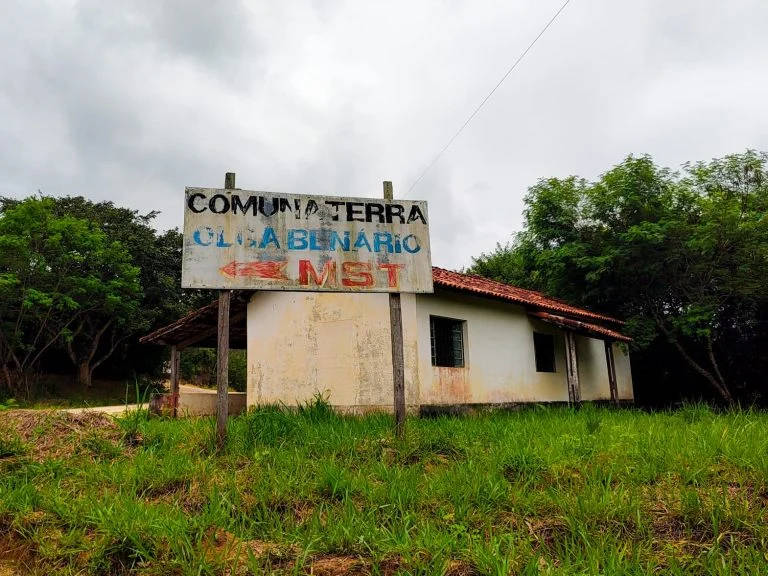 sobrevivente narra ataque ao MST em SP