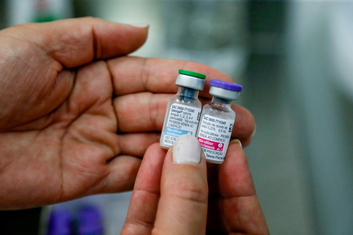 Ministério da Saúde amplia idade para receber vacina contra a dengue | Brasil