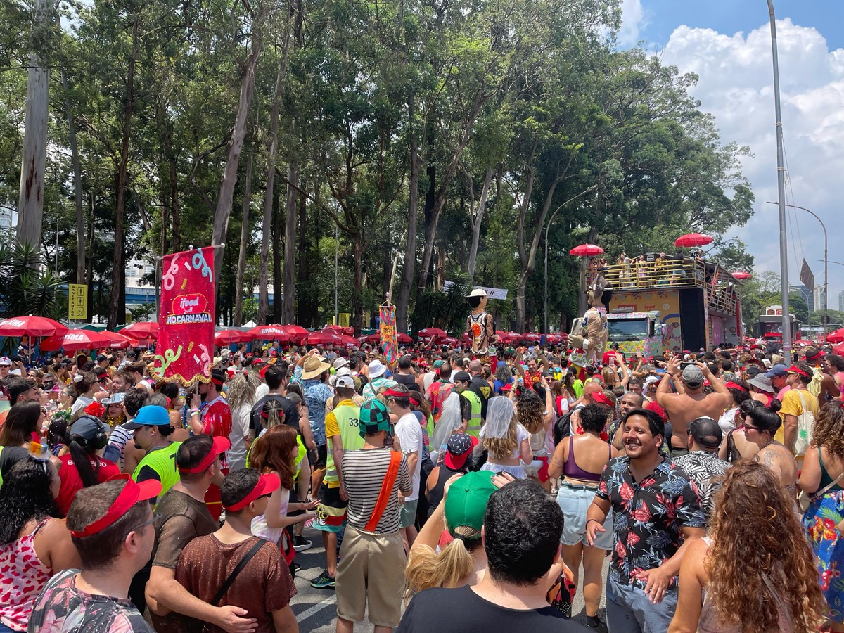 Fraudes no Carnaval: especialista indica desabilitar função de aproximação do cartão | Jornal da CBN
