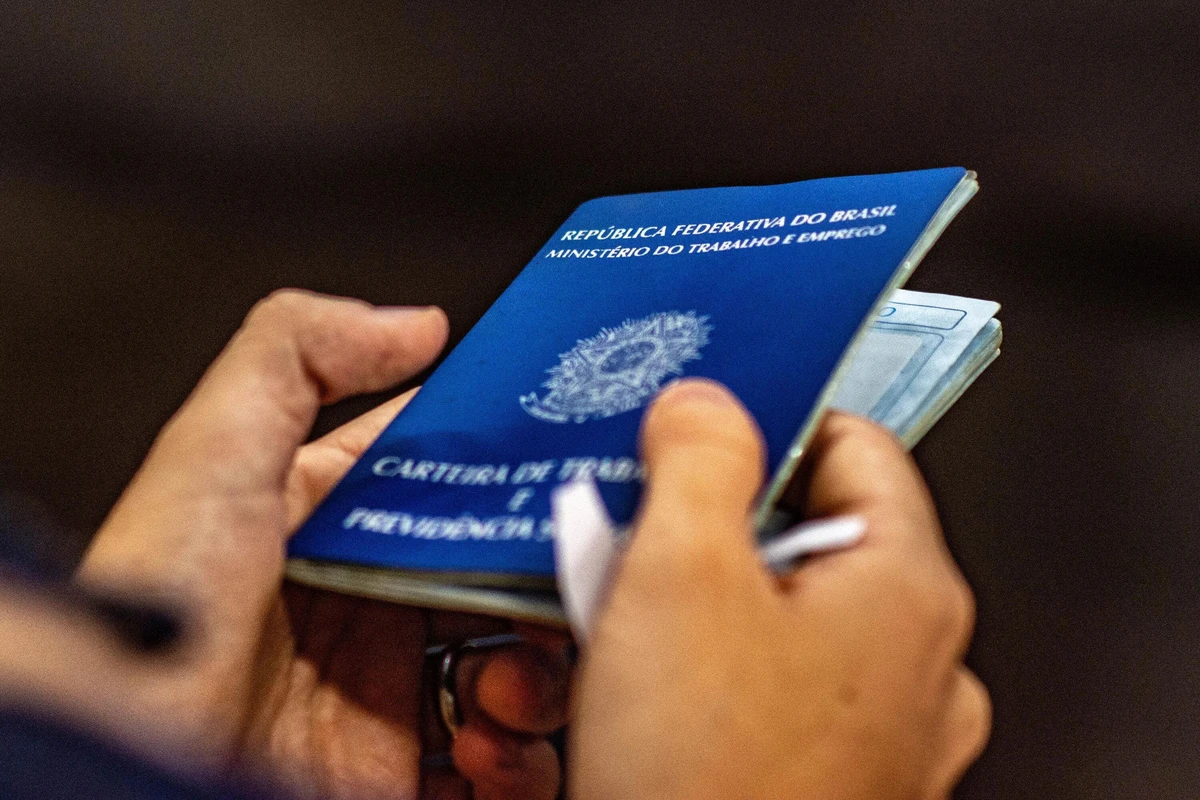 10 Profissões CLT que Pagarão os Maiores Salários no Brasil em 2026