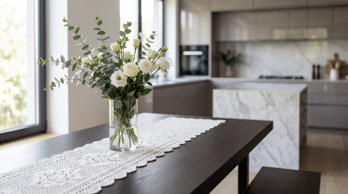 5 Estilos de Caminho de Mesa em Crochê para Decorar a Sua Sala de Jantar
