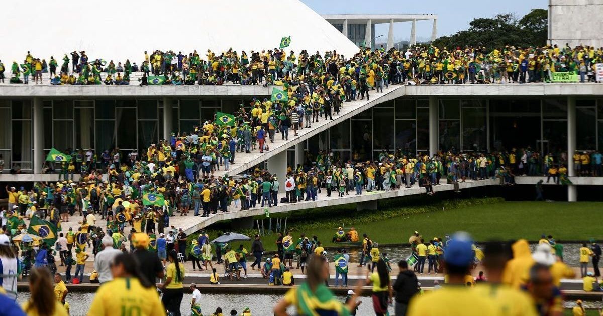8/1: relembre o dia dos ataques aos Três Poderes, ocorridos há três anos
