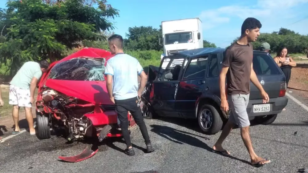 Acidente de Carro no Ceará: 3 Mortos e 1 Ferido em Colisão em Viçosa do Ceará