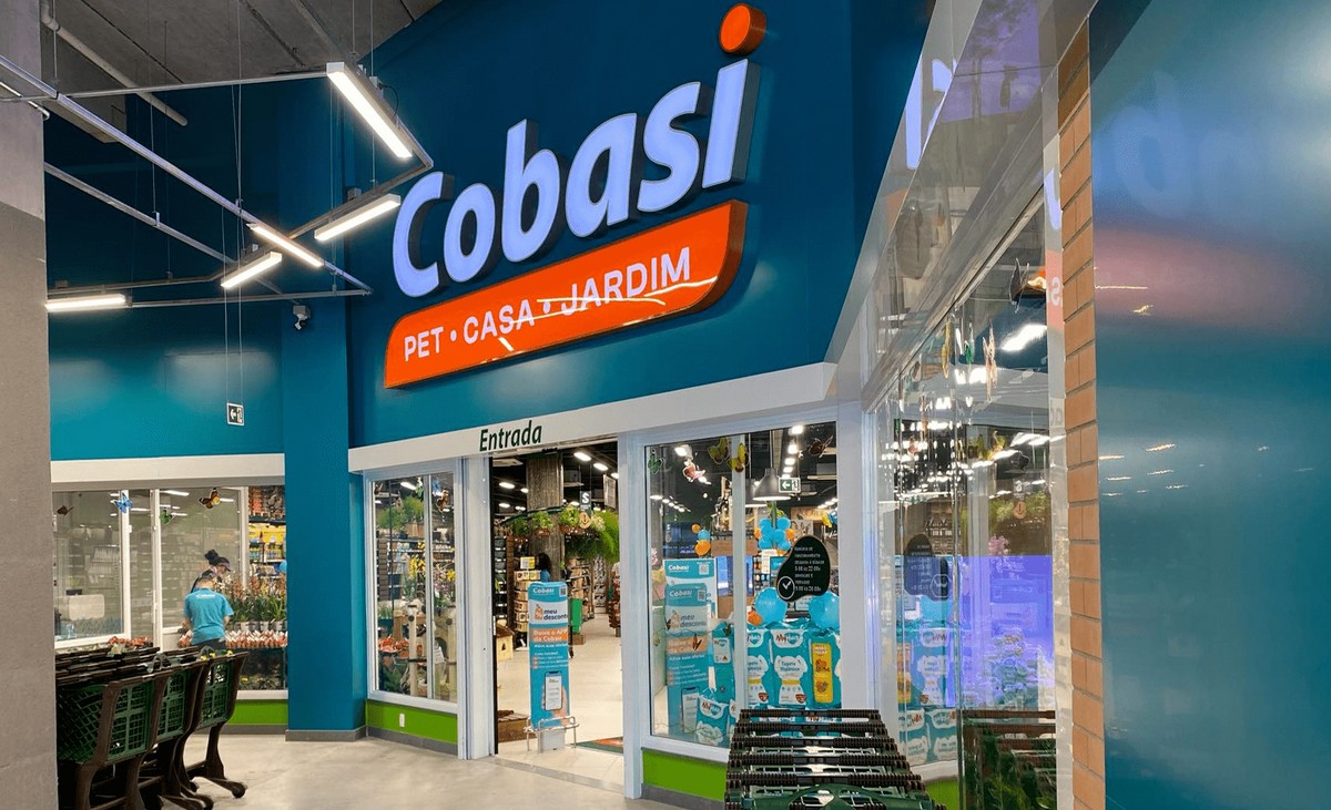 Ações da União Pet, da fusão entre Petz e Cobasi, estreiam em alta de 5,2% na B3
