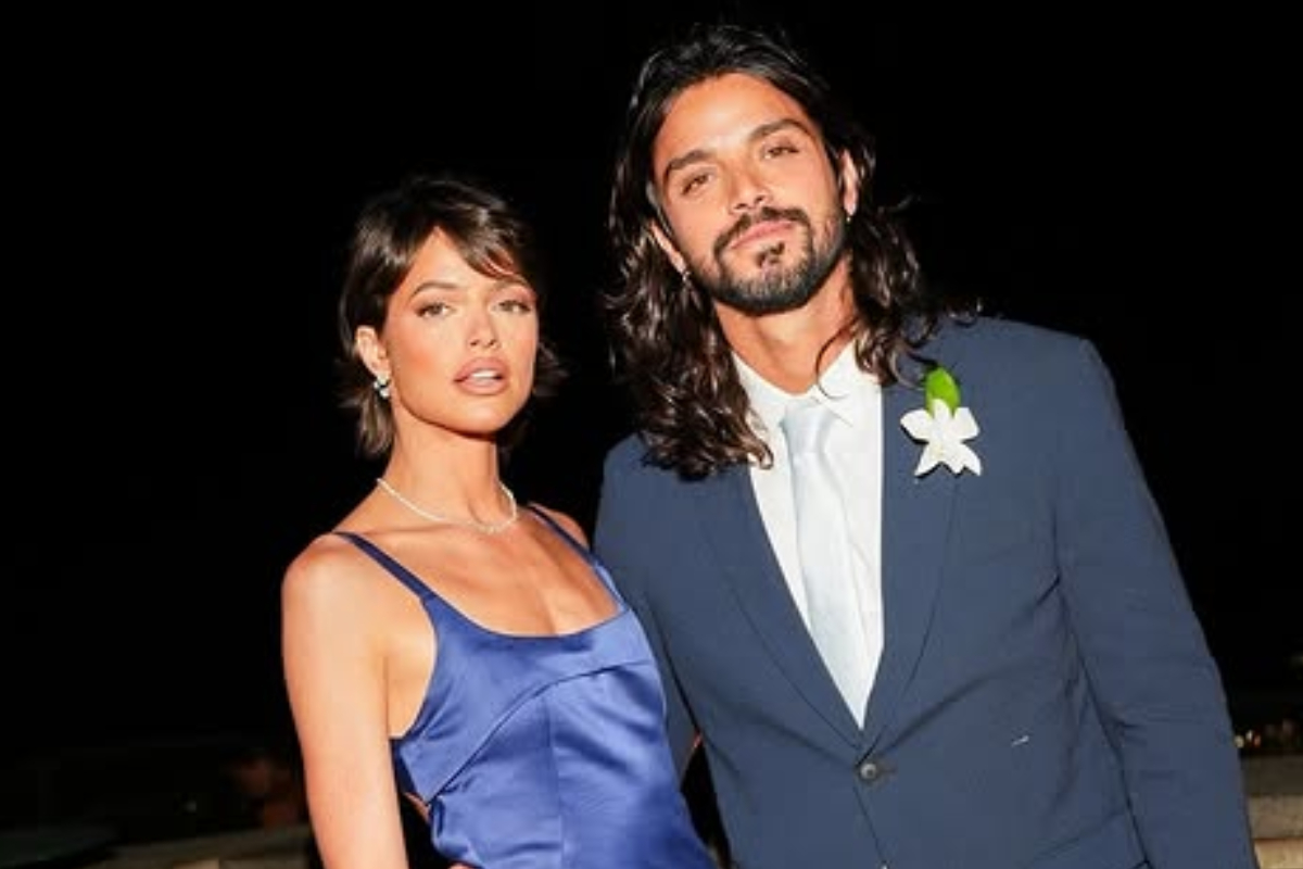 Agatha Moreira emociona ao fazer declaração de amor a Rodrigo Simas
