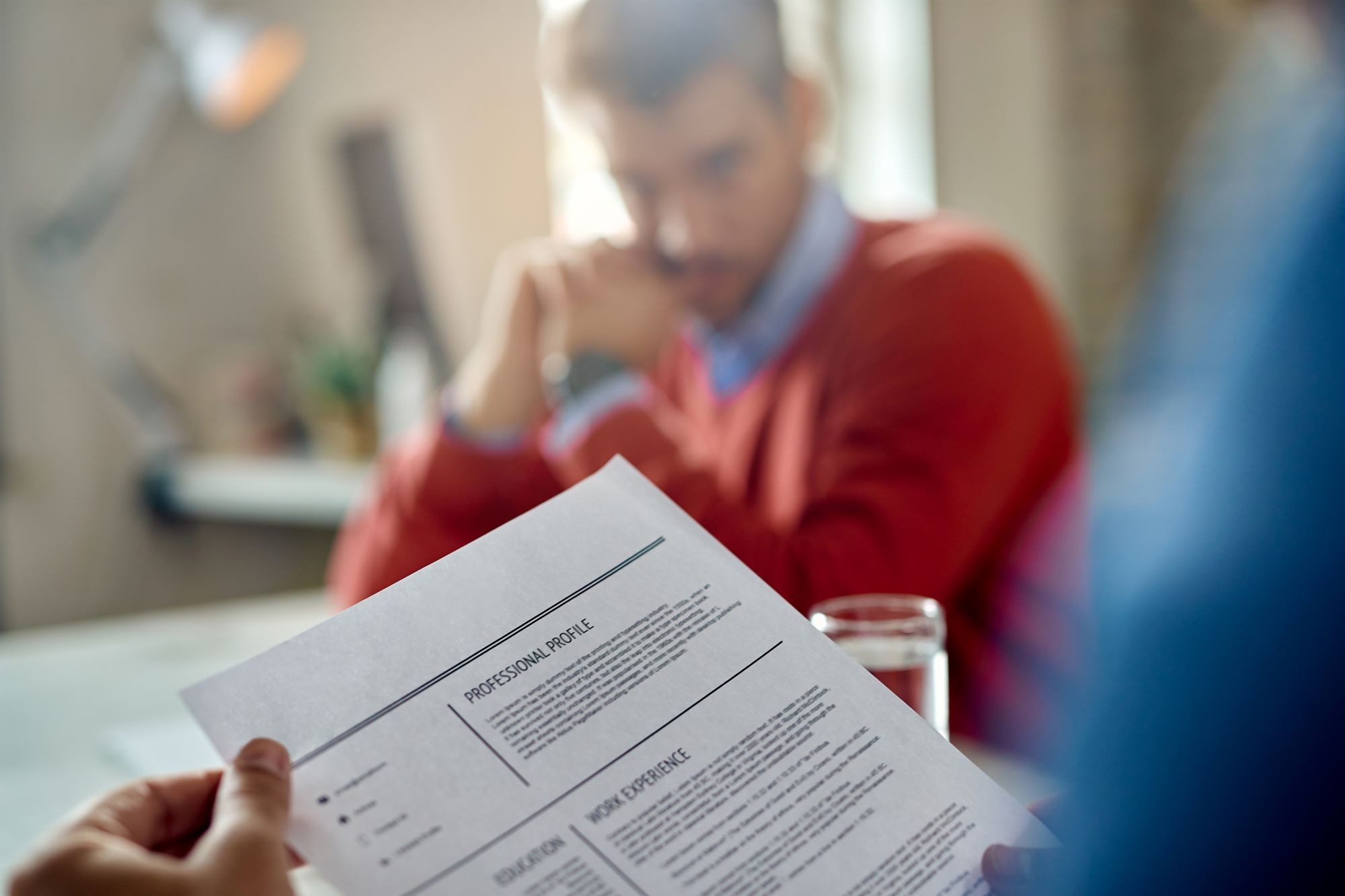 Ano novo, emprego novo: saiba fazer um bom currículo usando IA — e o que dizem os especial