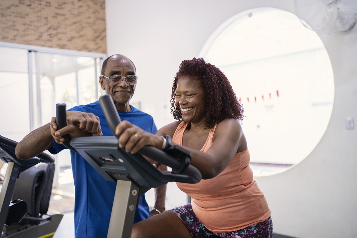 Apenas 10 minutos de exercício já ativam sinais anticâncer, diz estudo