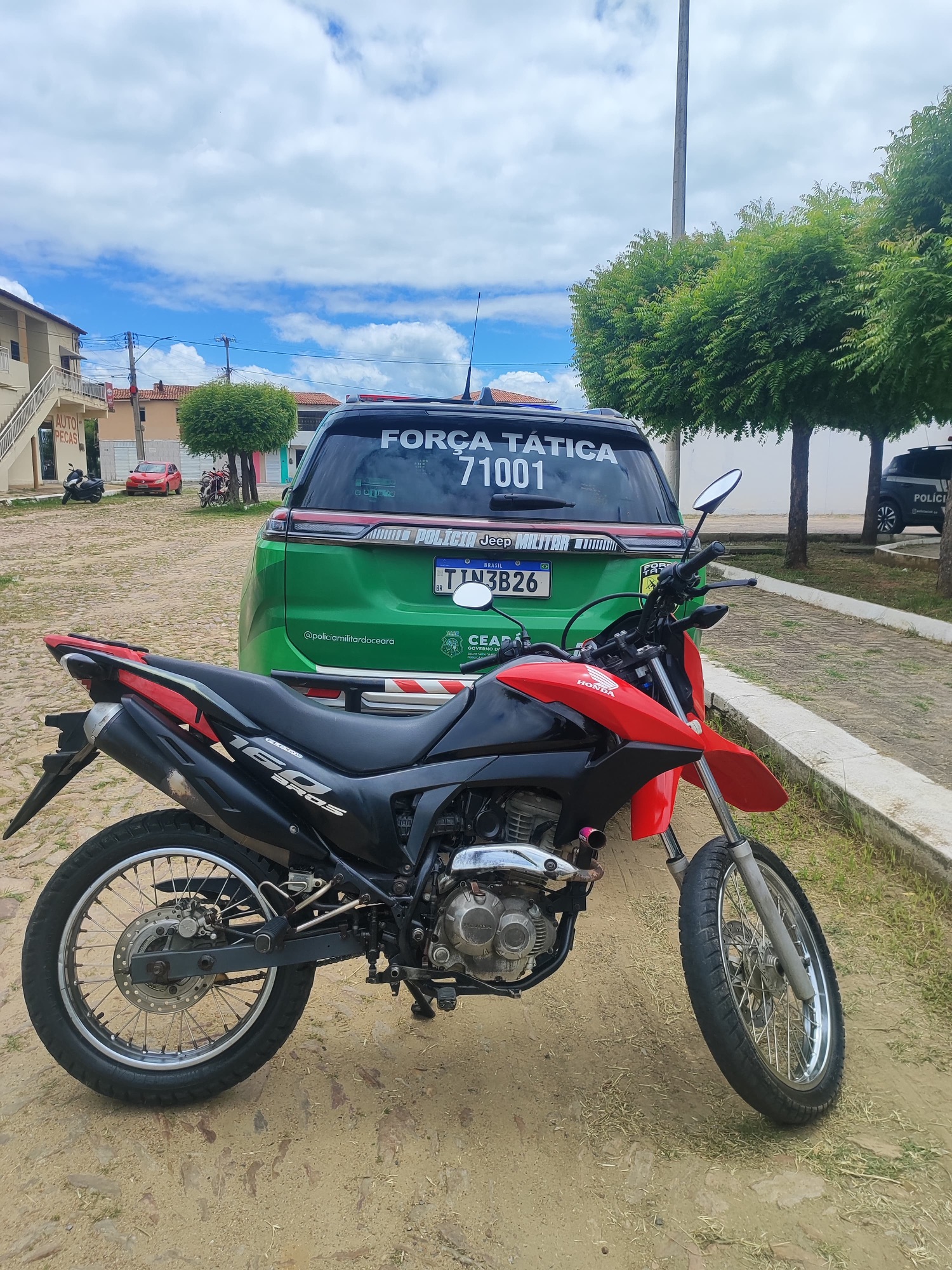 Apreensão de Motocicleta Adulterada: Força Tática de Crateús age em Independência