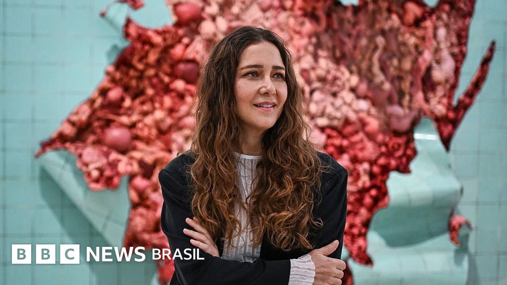 Arte Política: Adriana Varejão Desafia Rótulos na Bienal de Veneza