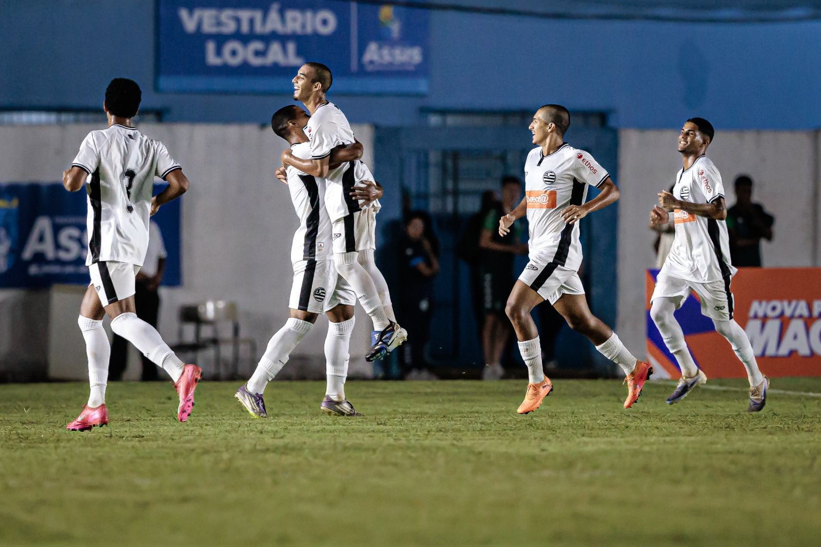 Athletic atropela Assisense, se classifica como líder e com 100% de aproveitamento na Copi