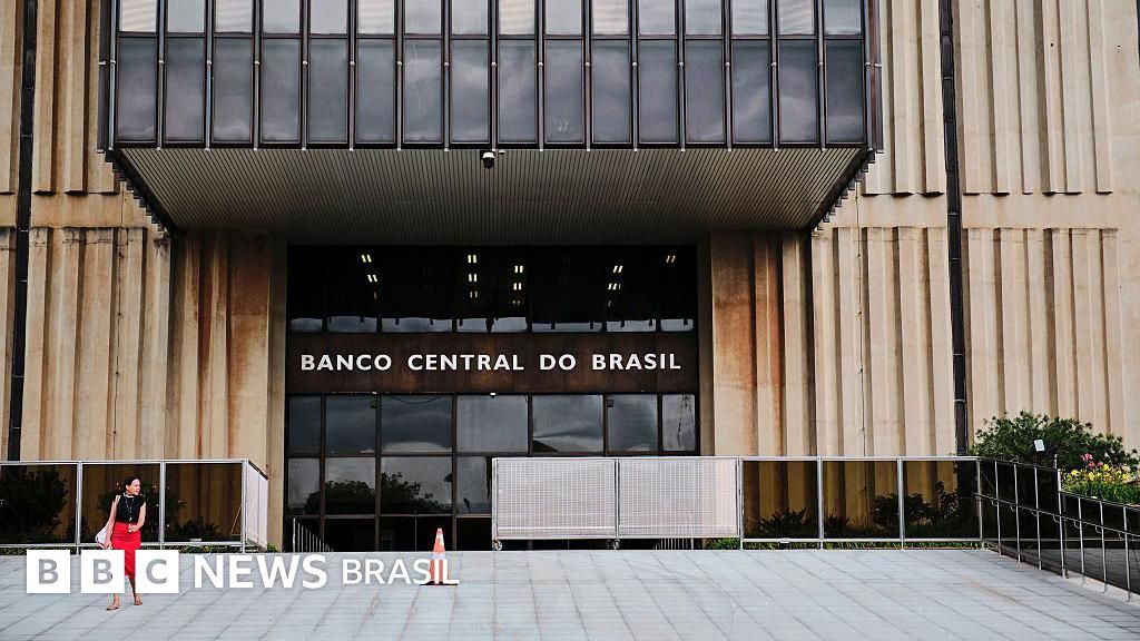 Banheiro Central: Como dois servidores de carreira do BC ajudaram a sequestrar R$ 200 bilhões da Caixa Econômica Federal