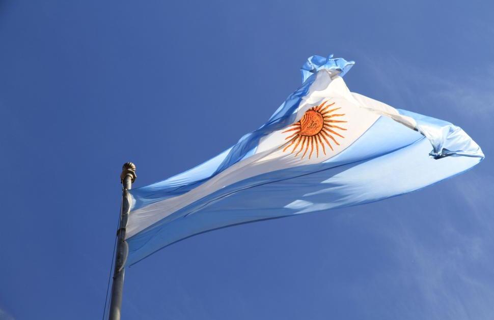 BC da Argentina fecha acordo de recompra de US$ 3 bi para reforçar reservas