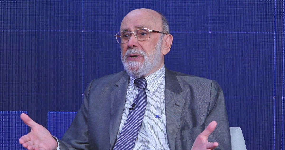 Bolívar lamounier alerta sobre a fragilidade da indústria e a segurança nacional