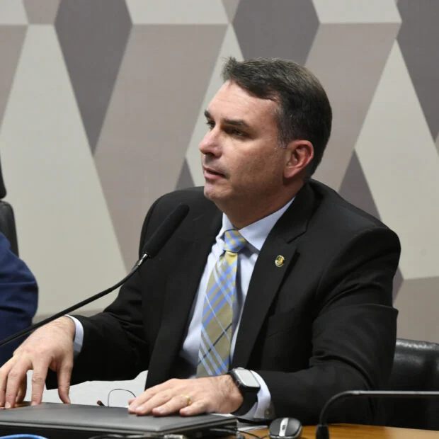 Bolsonaro convoca reunião no PL para evitar 'guerra interna'