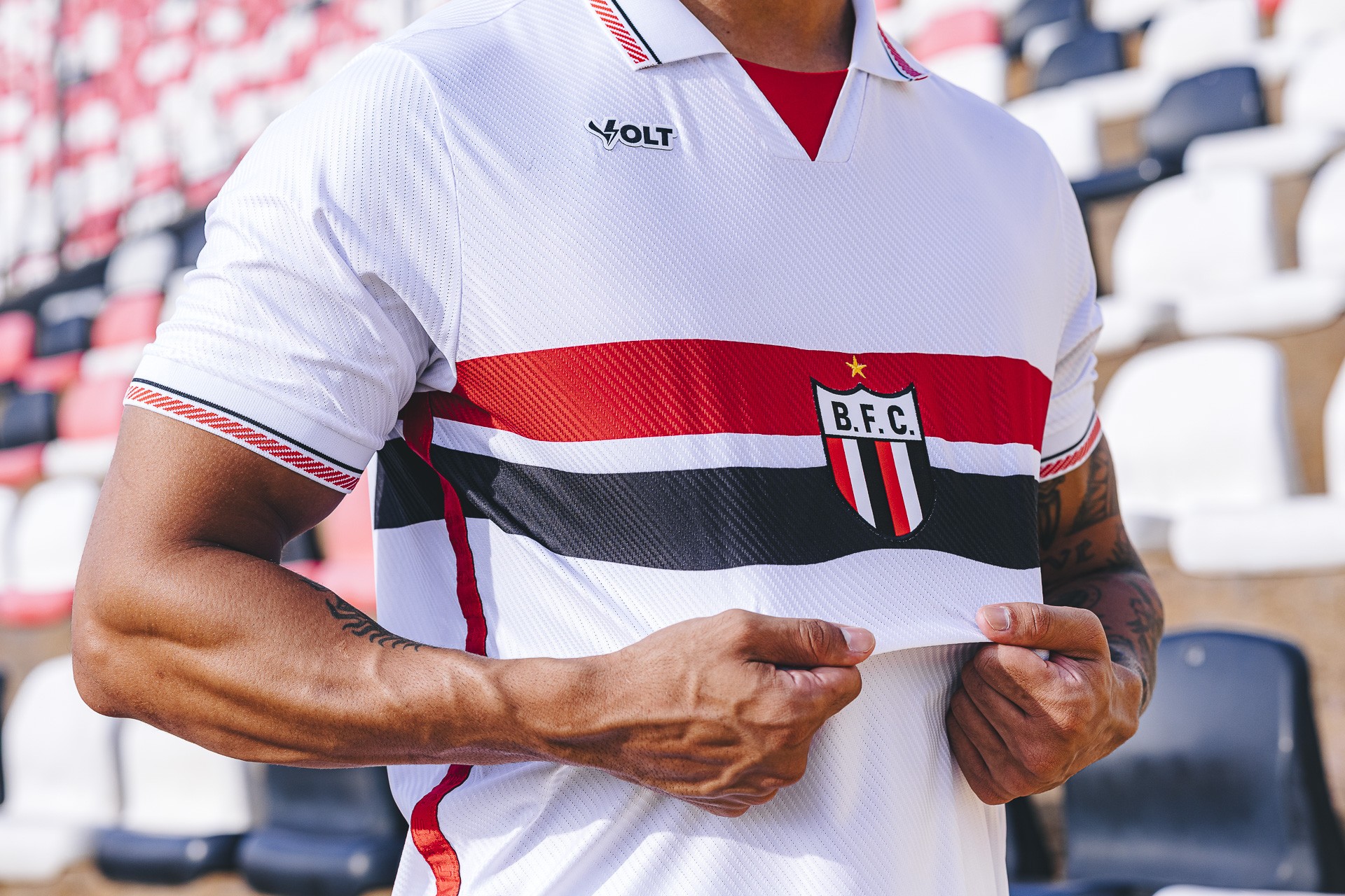 Botafogo-SP lança uniforme para 2026; veja fotos e preço