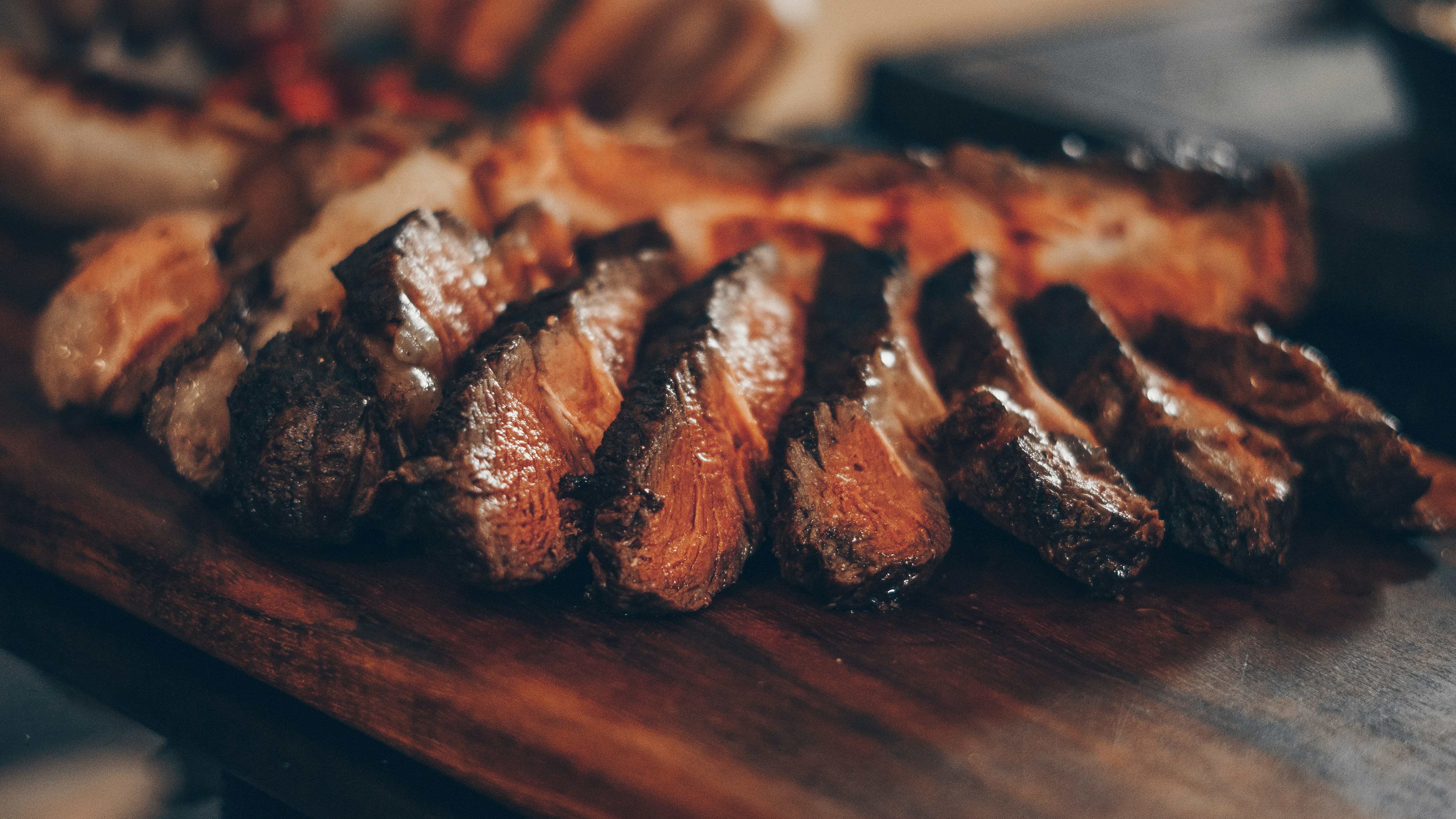 Brasil bate recorde nas exportações de carne bovina em 2025 mesmo com tarifaço