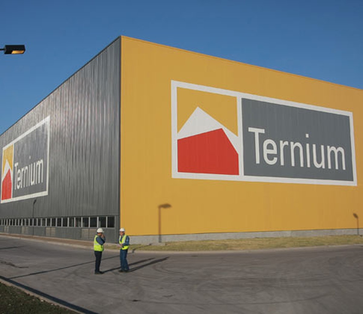 Cade aprova compra pela Ternium de participações restantes da Nippon Steel e Mitsubishi na