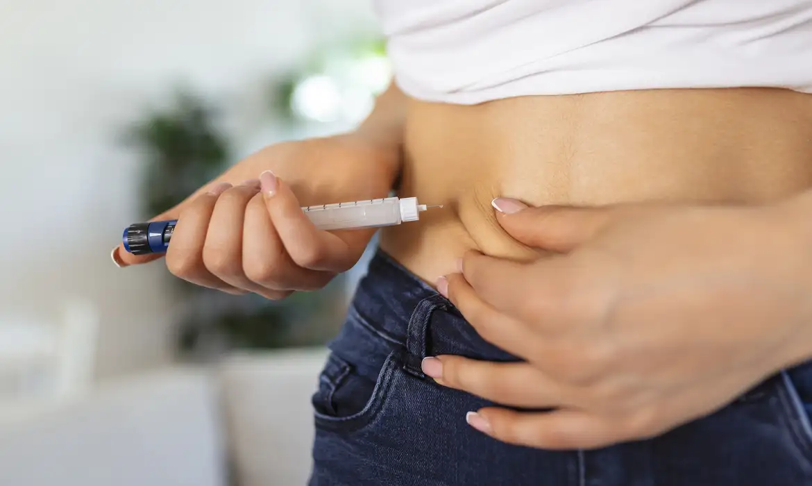 Canetas emagrecedoras: Anvisa emite alerta após alta nas notificações de pancreatite
