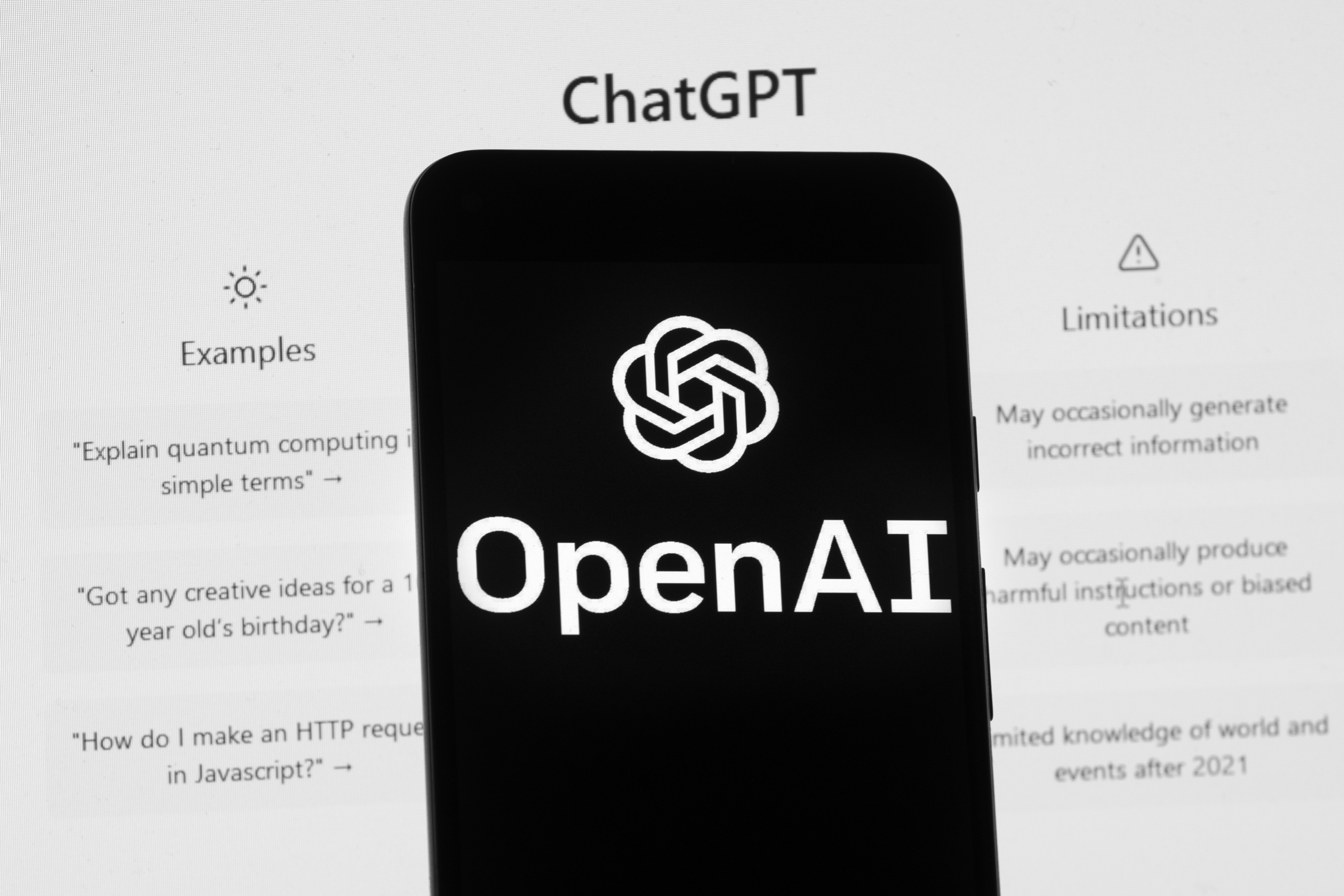 ChatGPT é Acusado de Contribuir para Tiroteio nos EUA: Viúva Processa a OpenAI