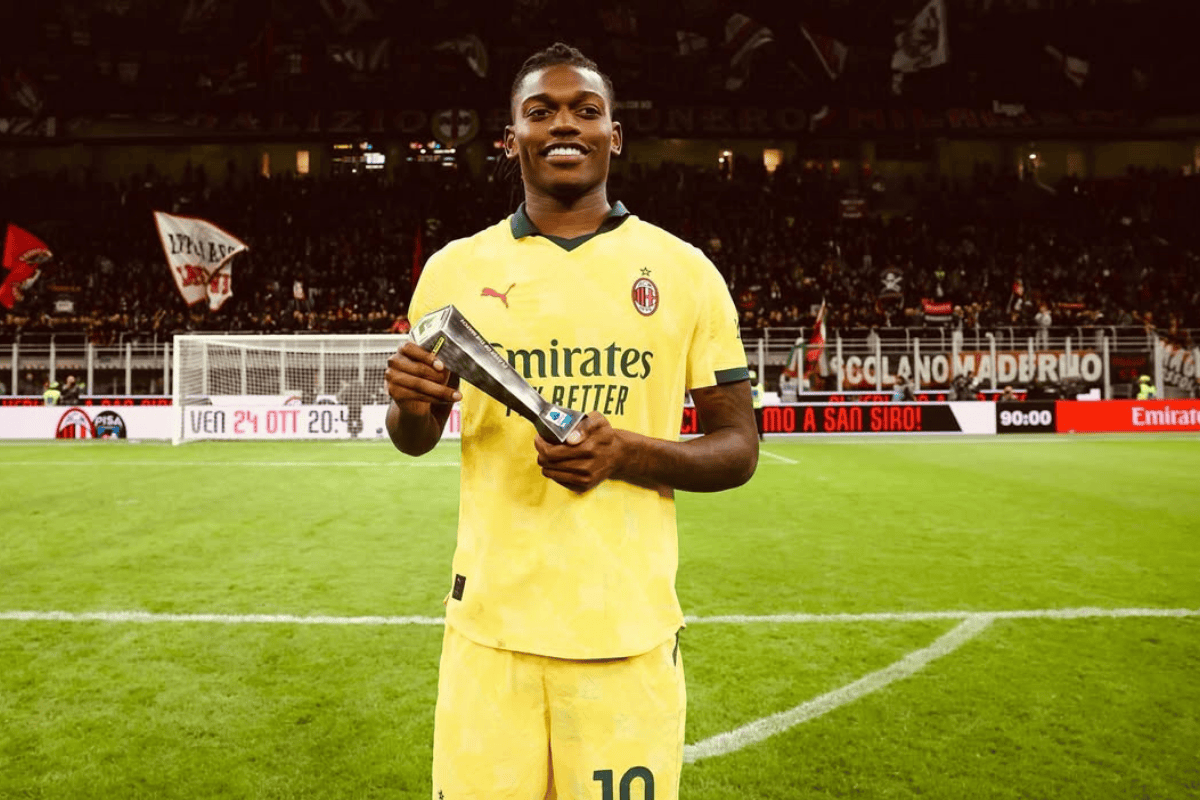 Chelsea avalia investir mais de 100 milhões de euros em astro do Milan