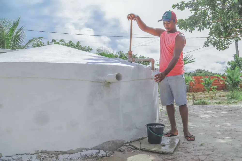 Cisternas Rurais no Ceará: Elmano Anuncia Edital para 3 Mil Unidades