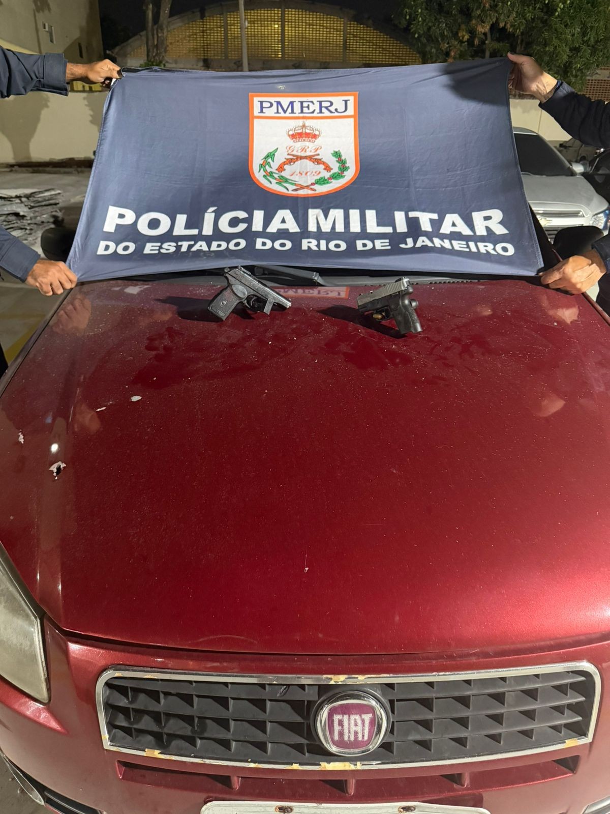 Confronto entre PM e criminosos deixa três mortos na Comunidade da Palmeira, em Niterói