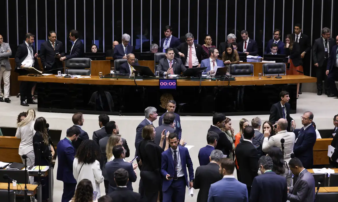 Congresso Nacional Decide: Veto de Lula ao PL da Dosimetria está em jogo
