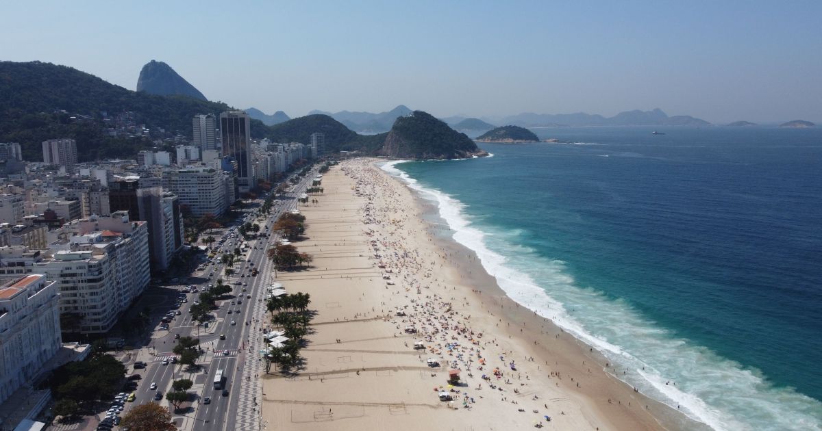 Corpo é encontrado em Copacabana durante buscas por adolescente